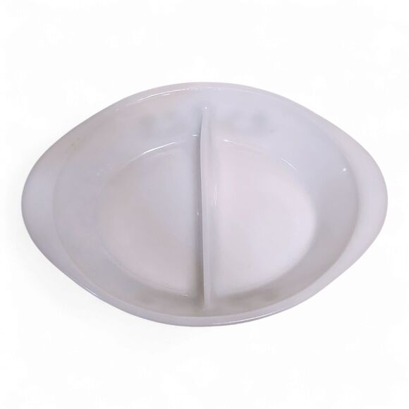 Vintage Glasbake Divided Casserole Serving Dish – White with Green Daisy Pattern - Picture 2 of 8